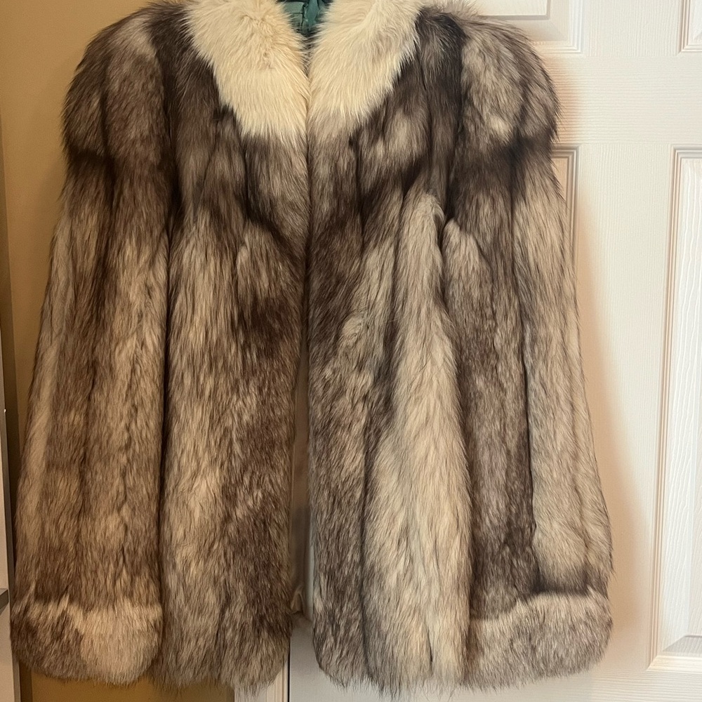 New Yorker Genuine Fox Fur Coat